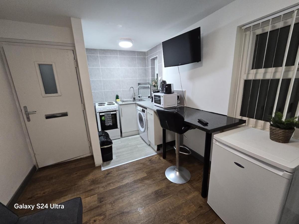 Apartment Cozy Flat Everton *