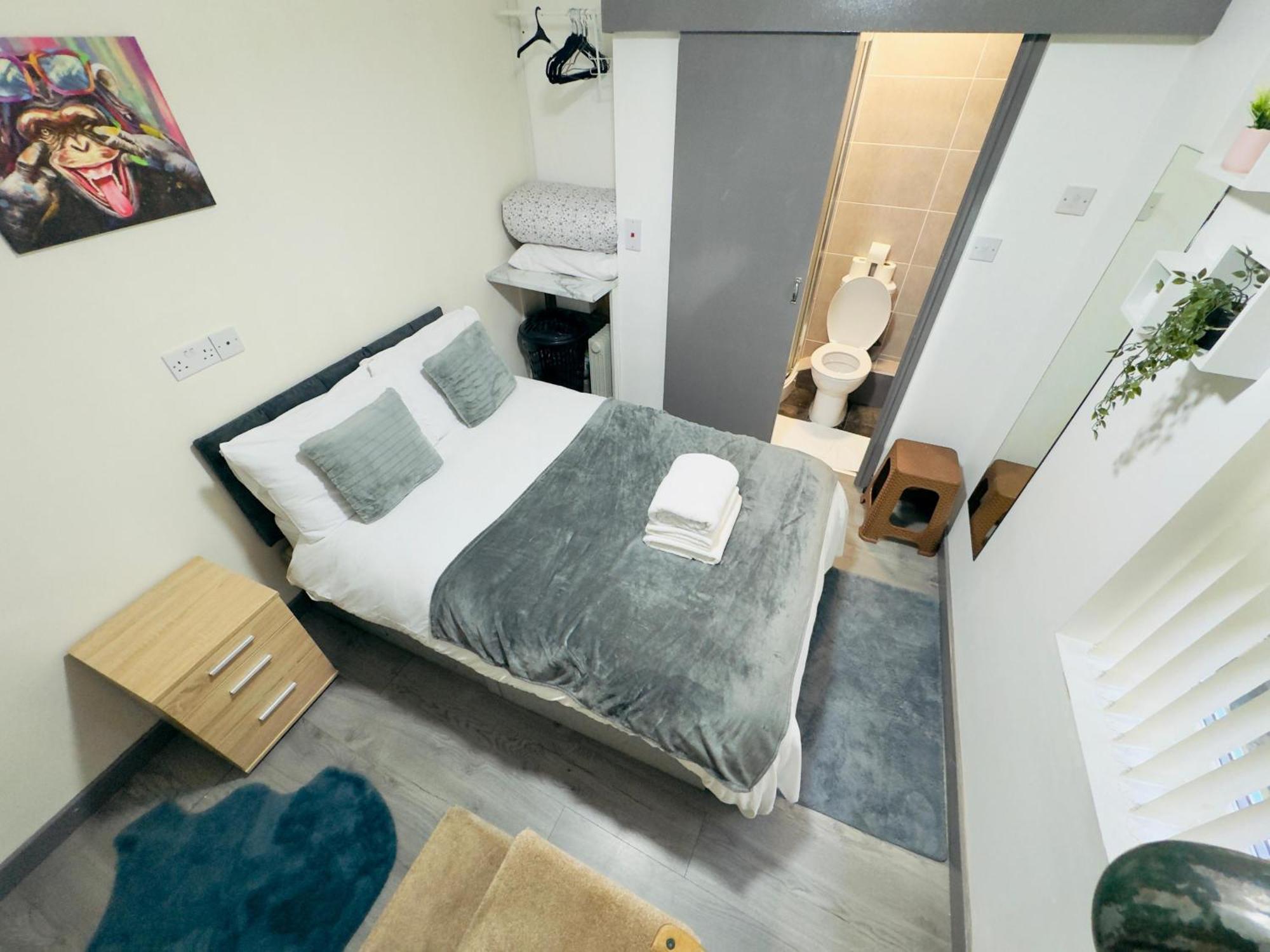 Cozy Flat Everton Apartment